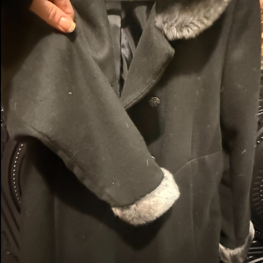 Vintage Rothschild Black Winter dress Pea Coat with Gray Fur Trim - Picture 3 of 11